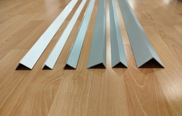 &Gamma;&omega;&nu;&iota;έ&sigmaf; &alpha;&lambda;&omicron;&upsilon;&mu;&iota;&nu;ί&omicron;&upsilon;